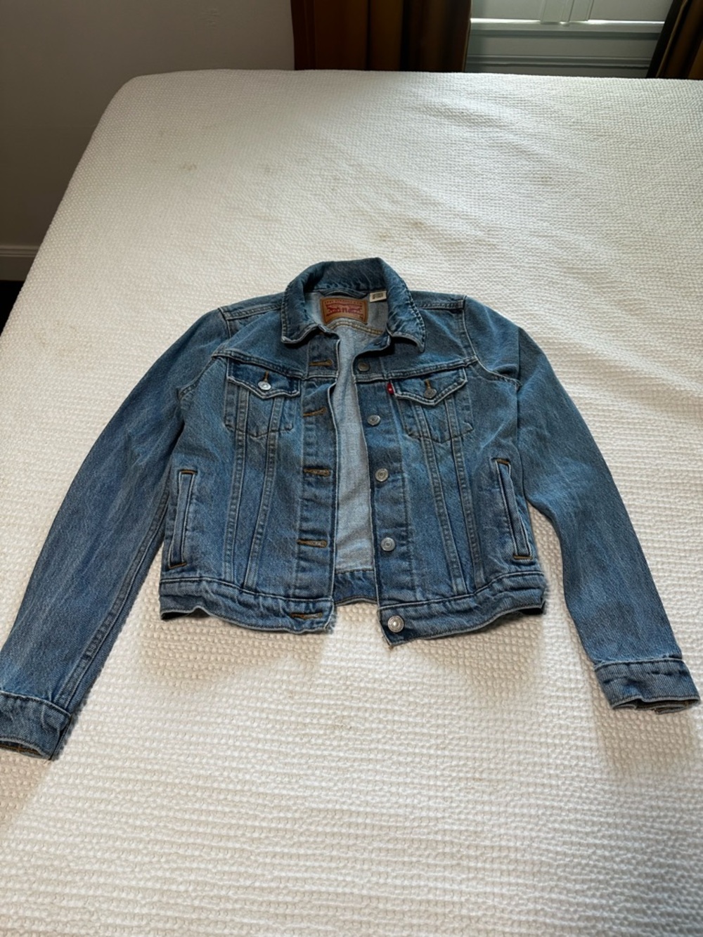 Levi's Light Blue Denim Jacket with Tan Label